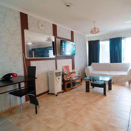 Jjjgm Place @ Alex Hills Ormiston Екстер'єр фото